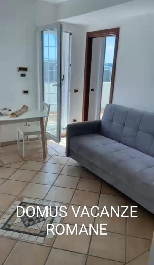 Domus Vacanze Romane Екстериор снимка