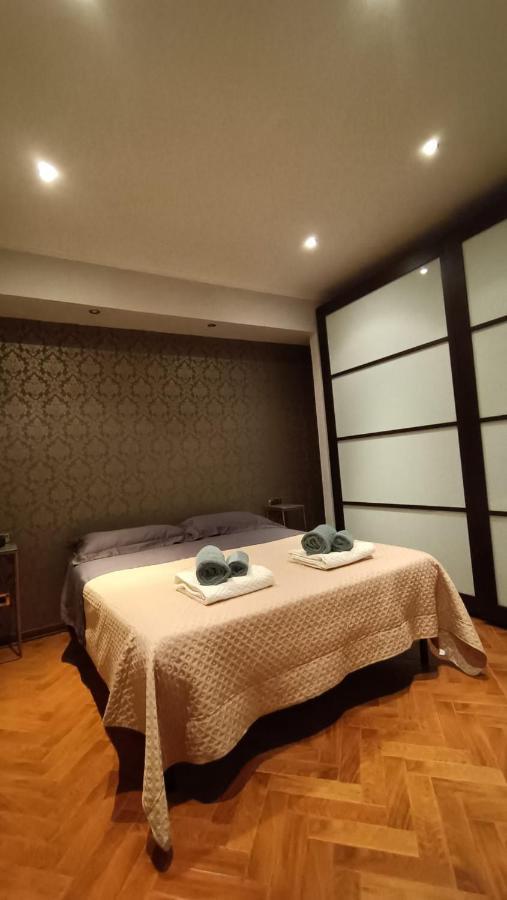 Domus Vacanze Romane Екстериор снимка