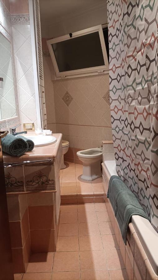 Domus Vacanze Romane Екстериор снимка